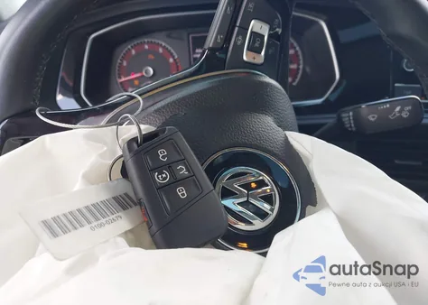 2019 Volkswagen Jetta 1.4T R-Line/1.4T S/1.4T Se из США, поврежденный, VIN 3VWCB7BU1KM220504